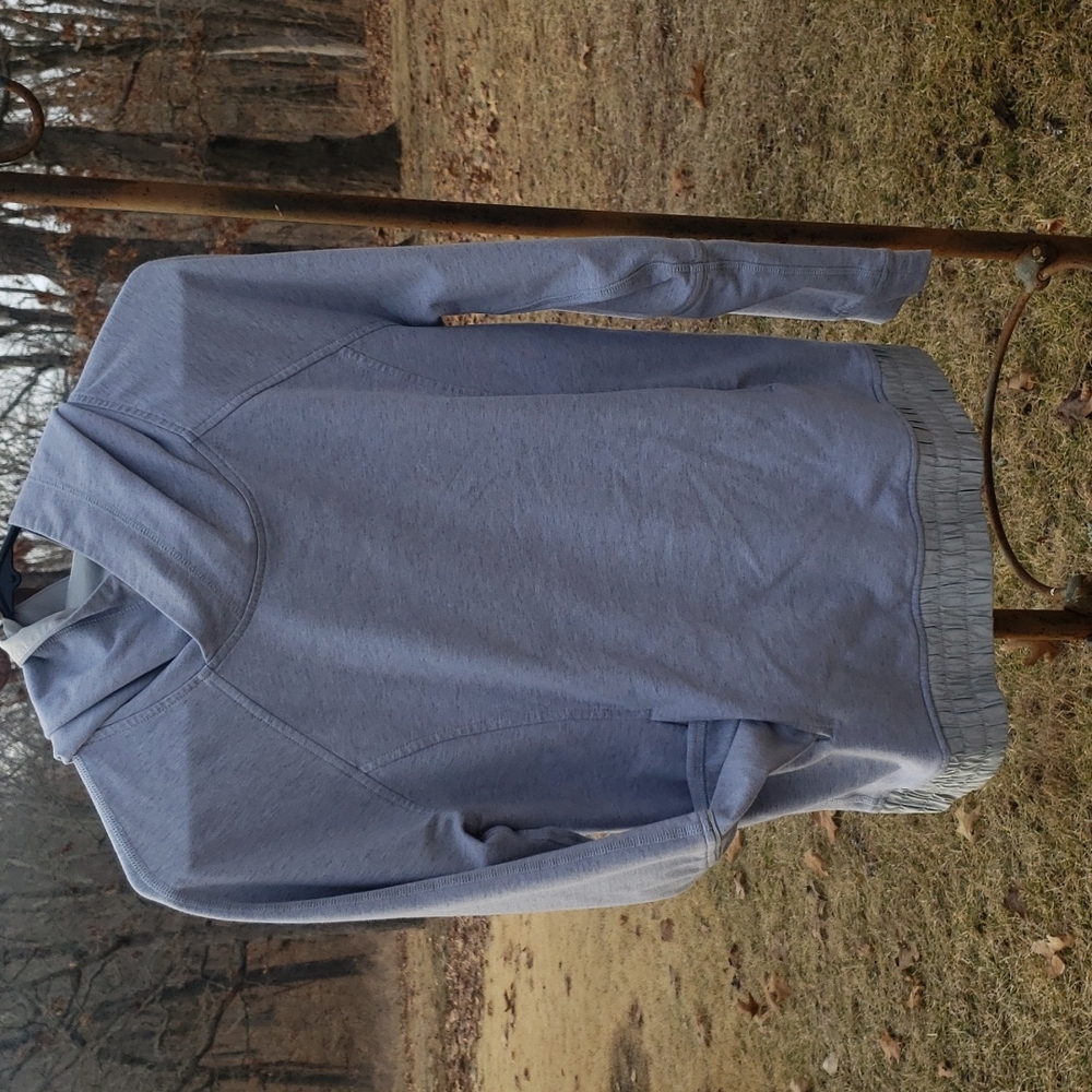 Lululemon hoodie - size 6